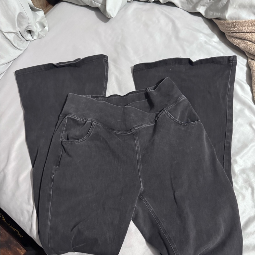 Halara cross over jeans